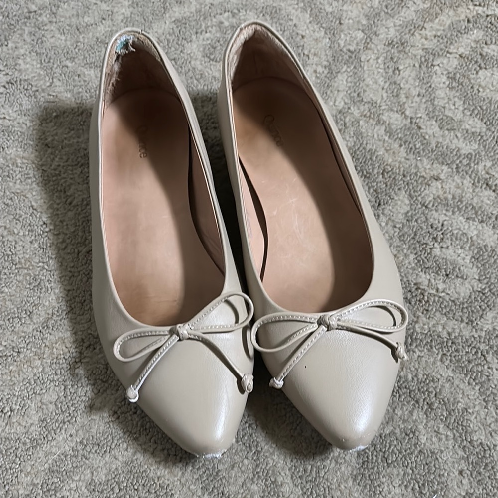 Quince Italian Leather Pointed Bow